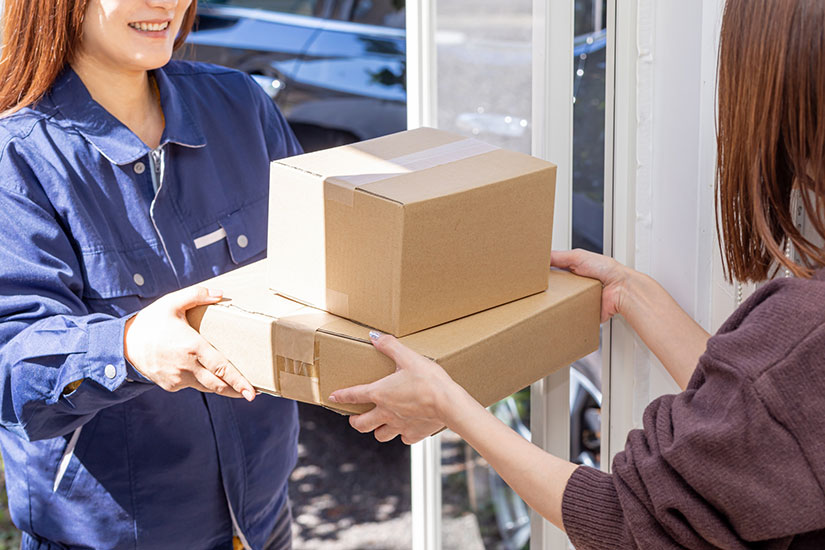 宅配の受け渡し