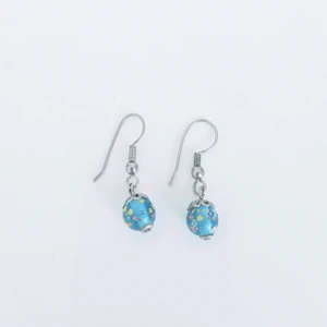 ピアス