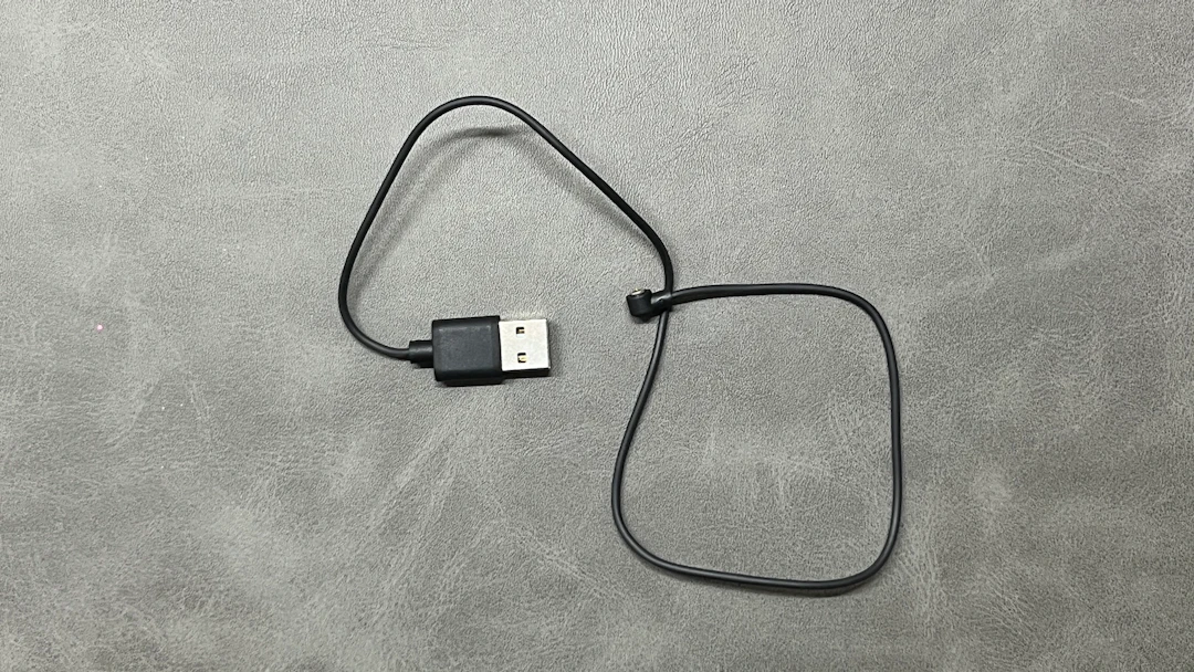 専用ケーブル