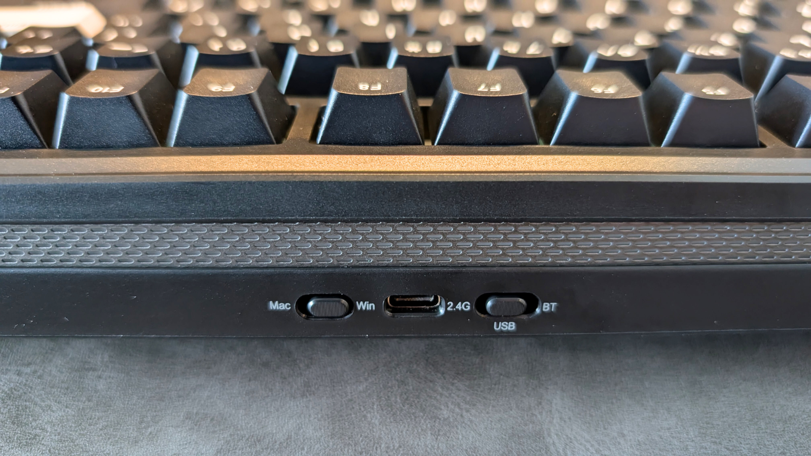 Epomaker TH85レビュー！高コスパ万能メカニカルキーボードはこれだ