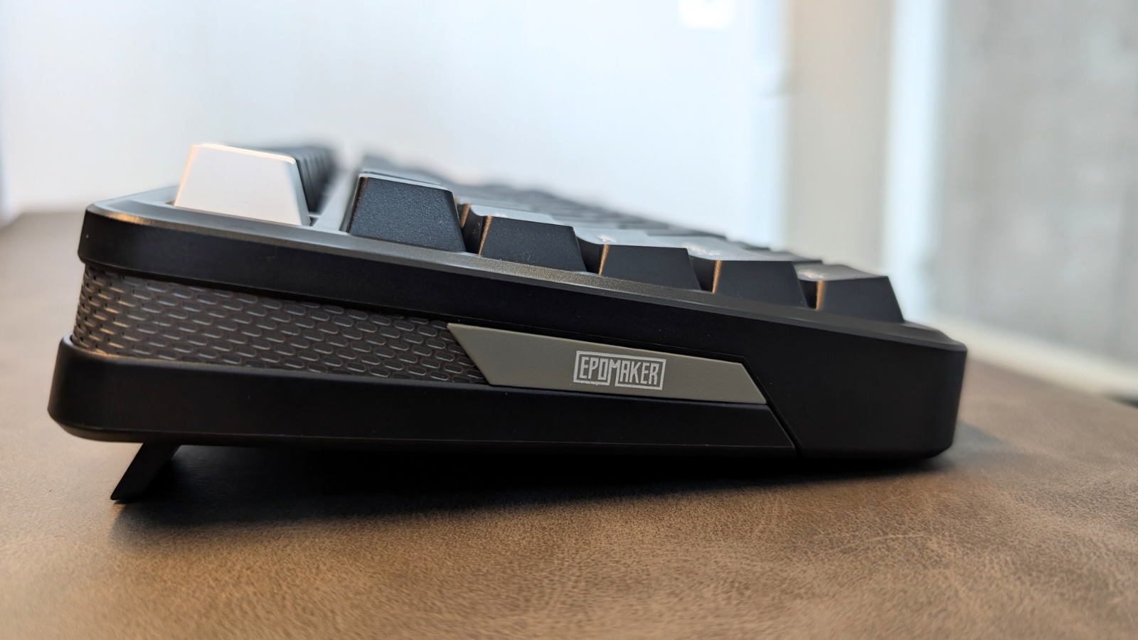 Epomaker TH85レビュー！高コスパ万能メカニカルキーボードはこれだ