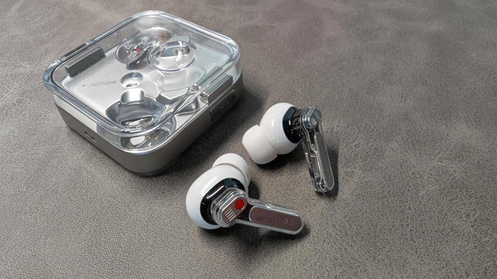 しっぽ（軸部分）もコンパクトで装着感○