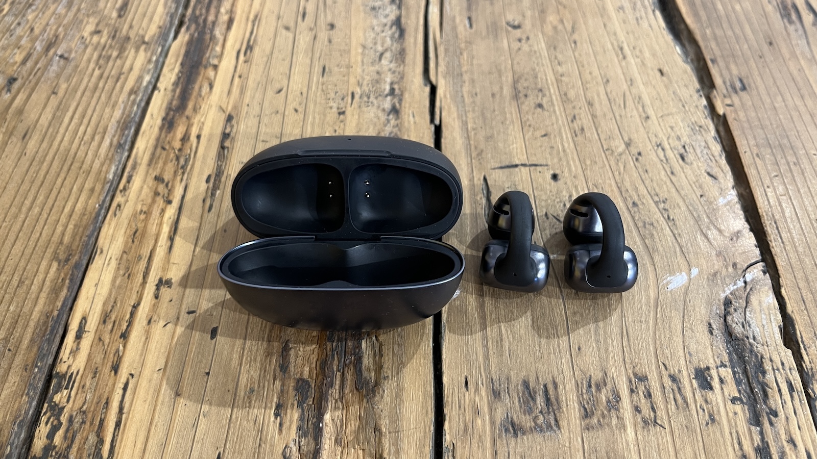 本音】Shokz OpenDots ONEを9ヶ月使ってわかった実力を再評価 | WearGraphy
