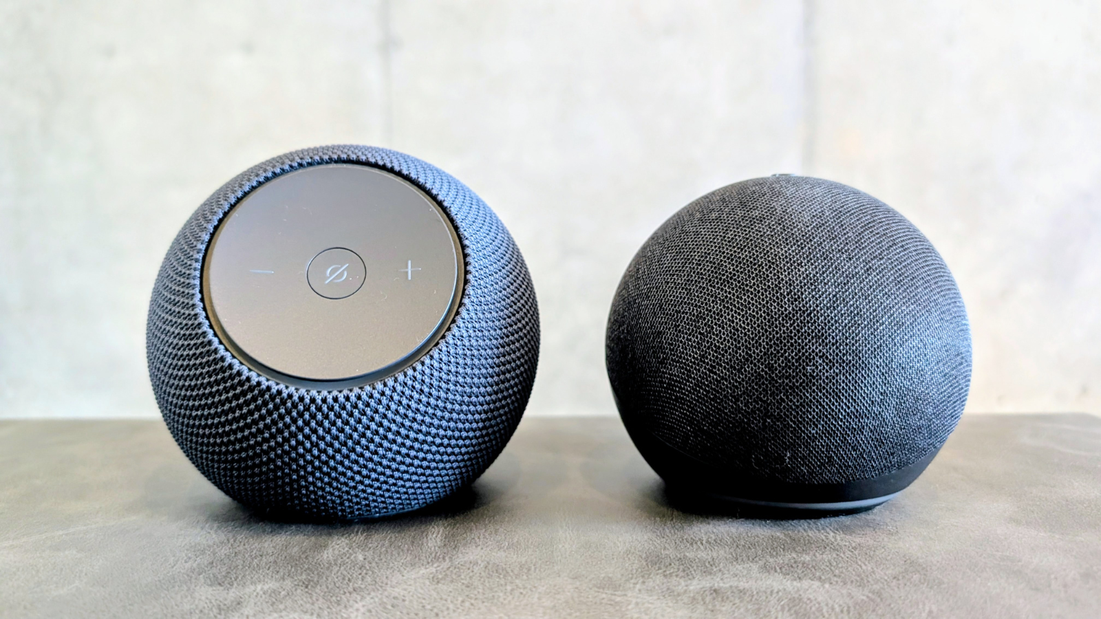 Echo Dot 第5世代と比べてもそこまで大きくないのに音質向上