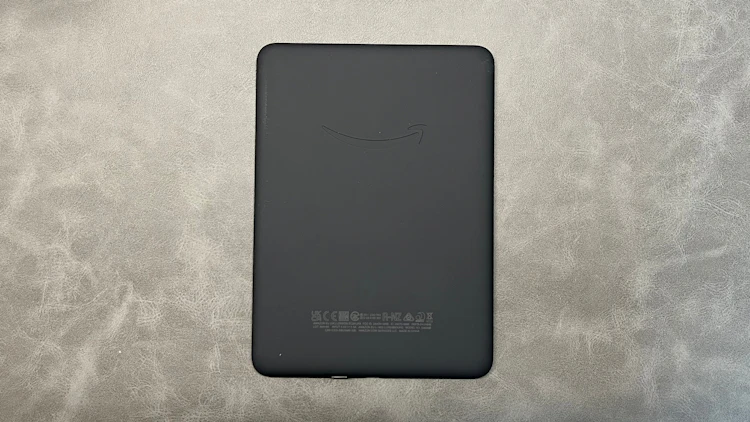 Kindle Paperwhite背面画像