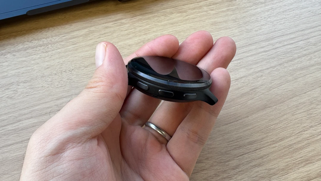 Garmin Venu 3 側面