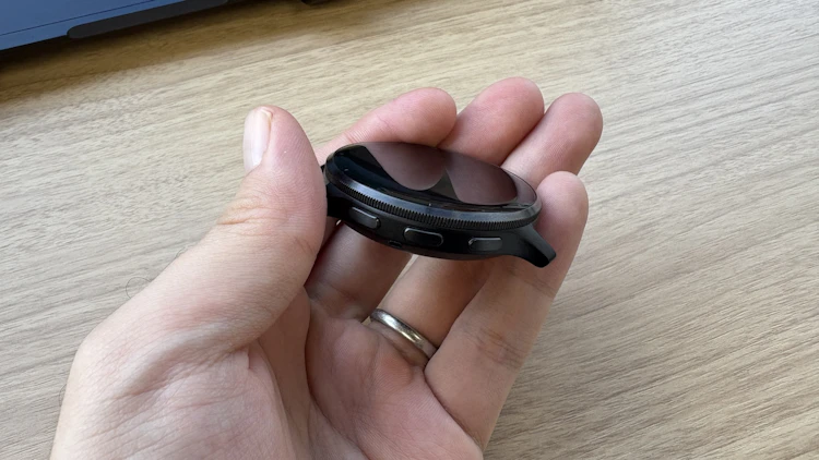 Garmin Venu 3 側面