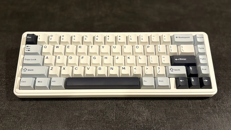 Epomaker x AULA F65をレビュー!コスパ◎なミニマルなキーボード のサムネイル