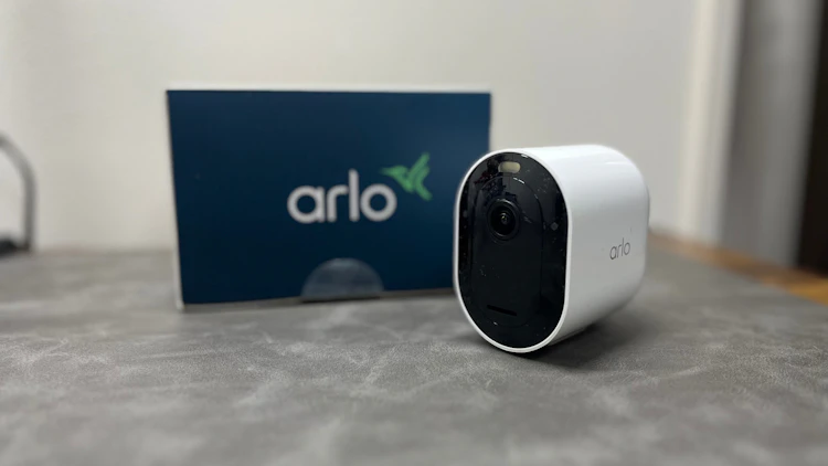 【Arlo Pro 5S 2Kレビュー】超鮮明に映るコードレスな見守りカメラ のサムネイル