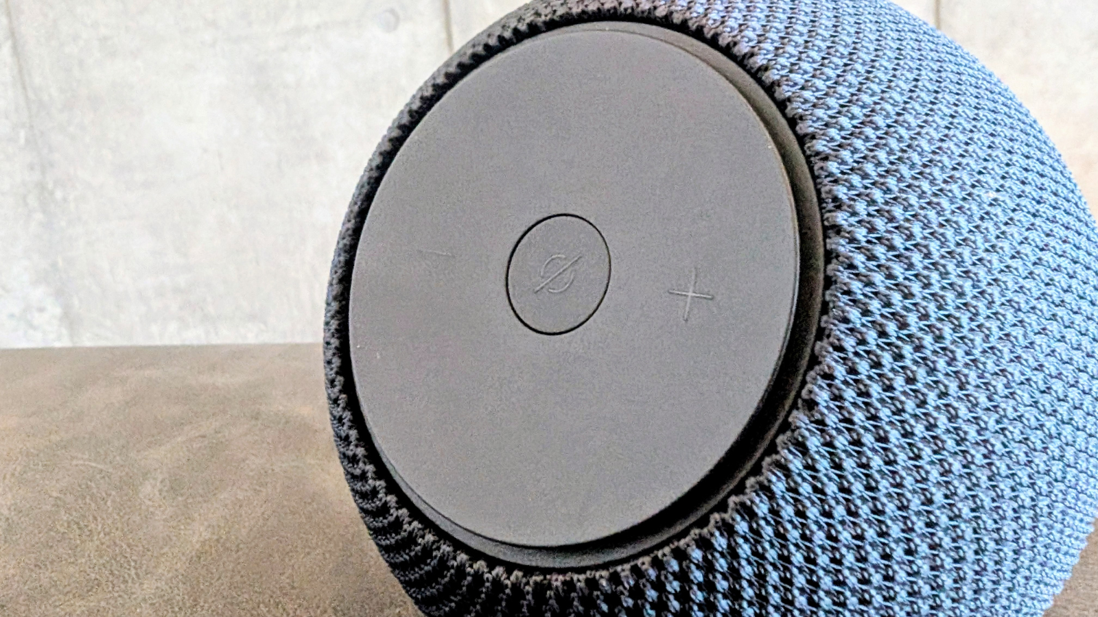 正面にボタンが配置されて操作しやすくなった！