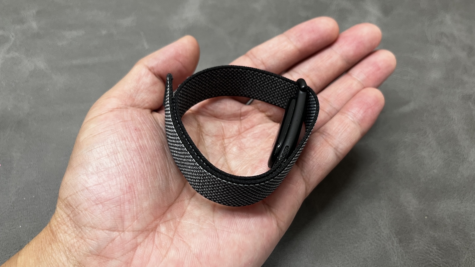 Fitbit Airサイズ感