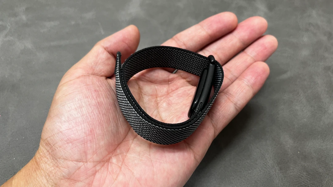 Fitbit Airサイズ感