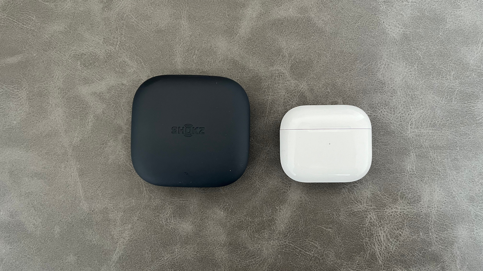 Shokz OpenFit AirとAirPods比較