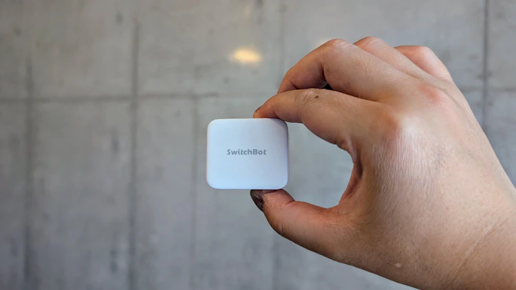 押す操作を遠隔で実行できるシンプルなガジェット