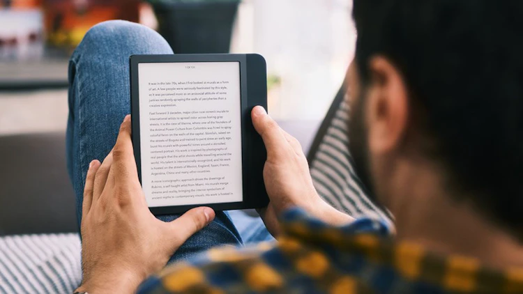 Kindle Scribe(スクライブ)のレビュー!手書き入力機能の書き心地は? のサムネイル