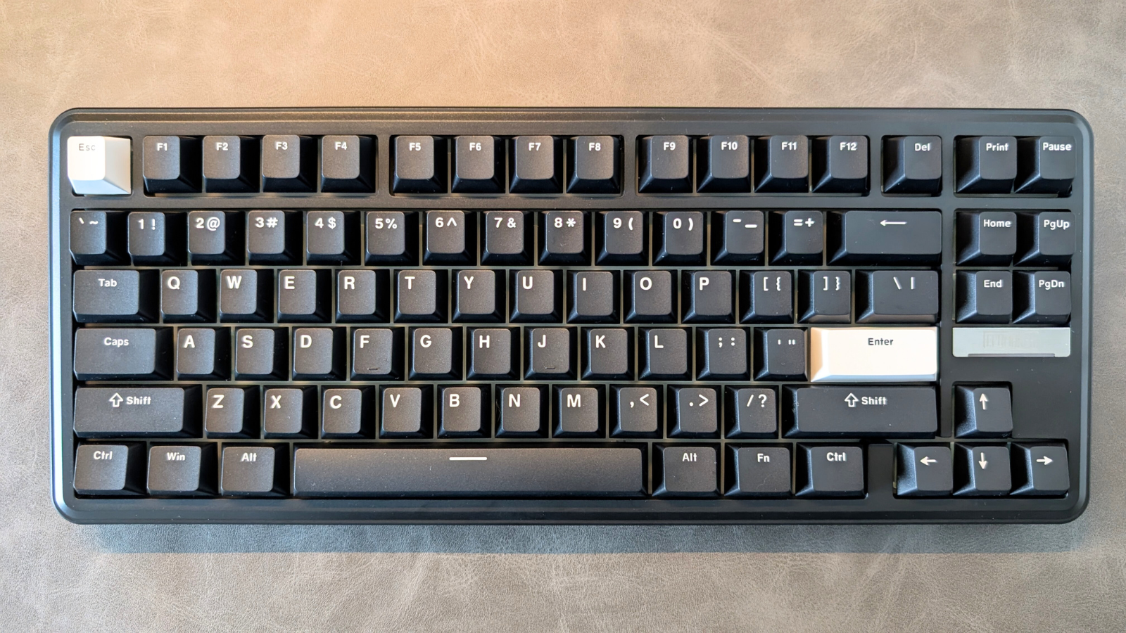 Epomaker TH85レビュー！高コスパ万能メカニカルキーボードはこれだ