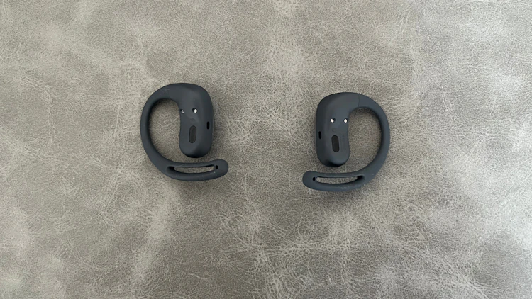 Shokz OpenFit Airイヤホン内側