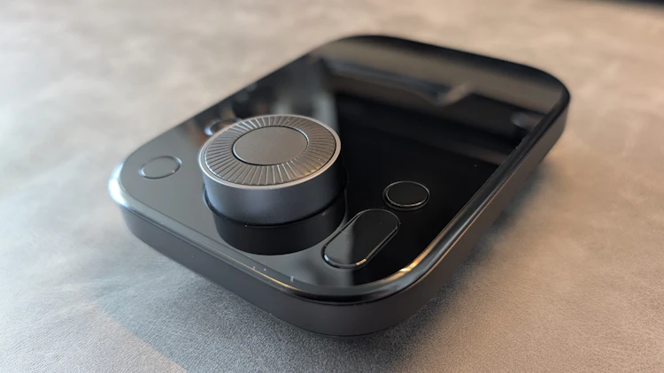 物理ダイヤルが使いやすい