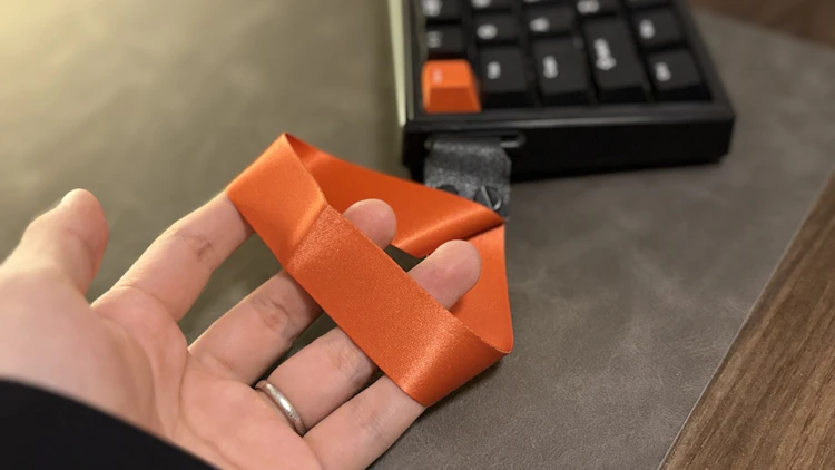 Epomaker HE68 ストラップ