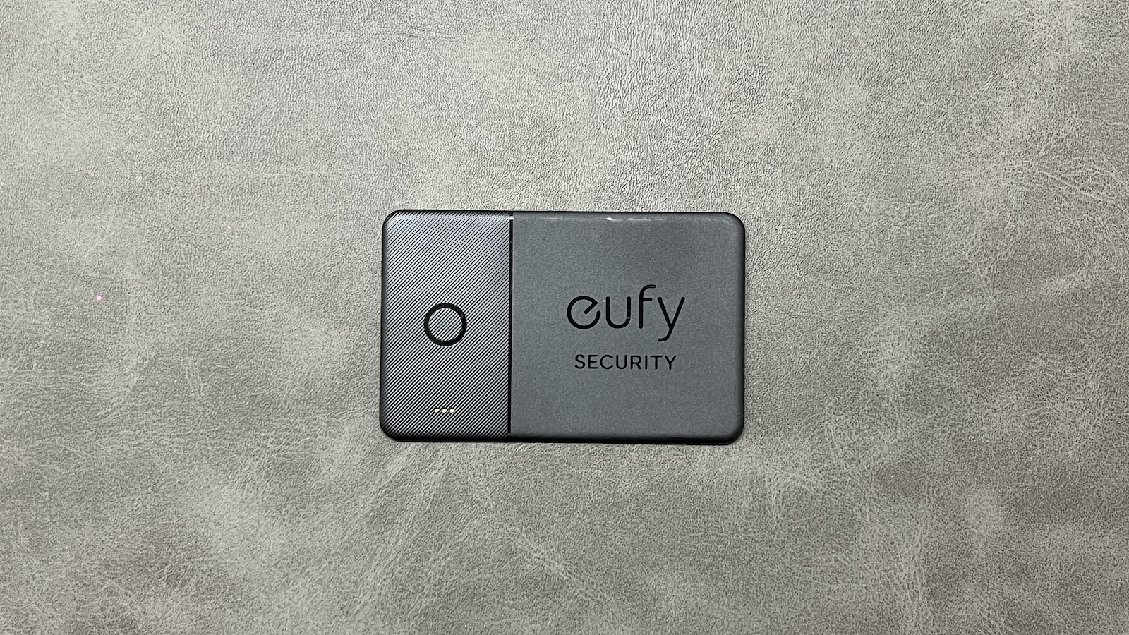 Eufy Security SmartTrack Card正面