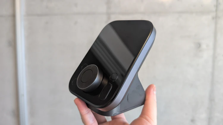 台座がかなりしっかりしている