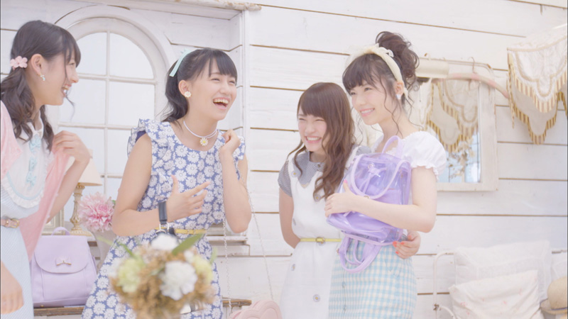 AKB48 37thシングルC/W 「教えてMommy」のイメージ 2