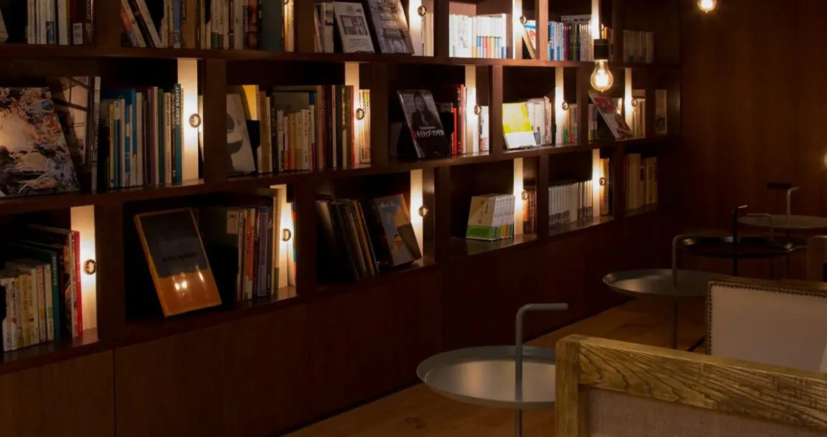 インテリアショップzuiunのブックカフェ「zuiun cafe」