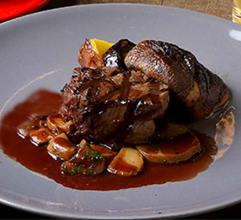 牛フィレ肉のグリル　ポルチーニと赤ワインソース