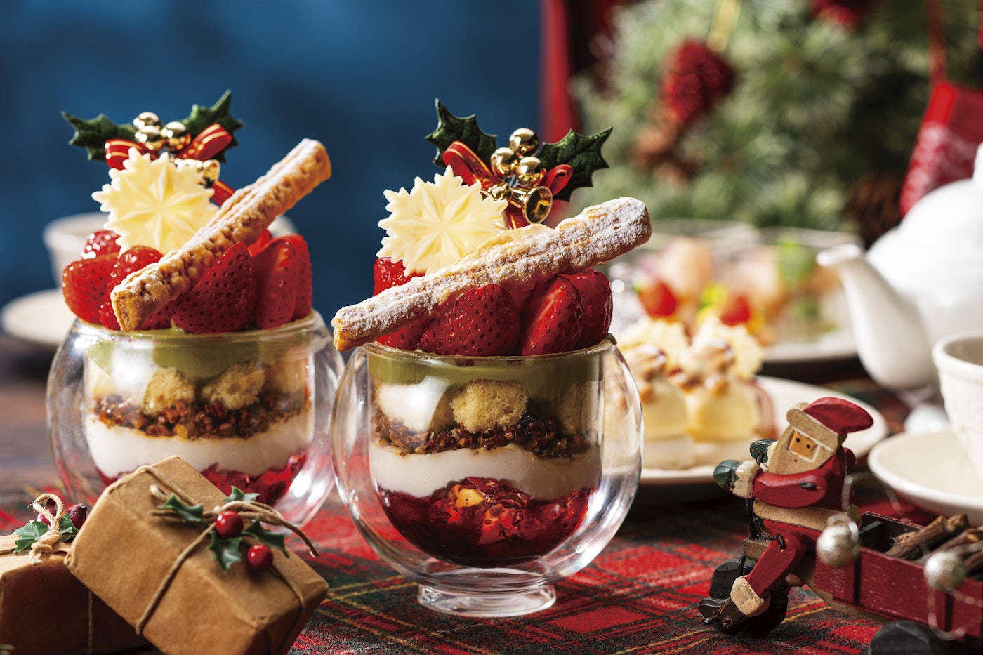 AFTERNOON TEA with “SIROCCO”「Noël(ノエル)」パフェ(写真は2名様分)