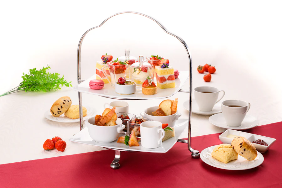 ポム・ダダン アフタヌーンティー　－苺を味わう甘美なひととき－【1-2月】