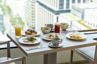 executive lounge breakfast