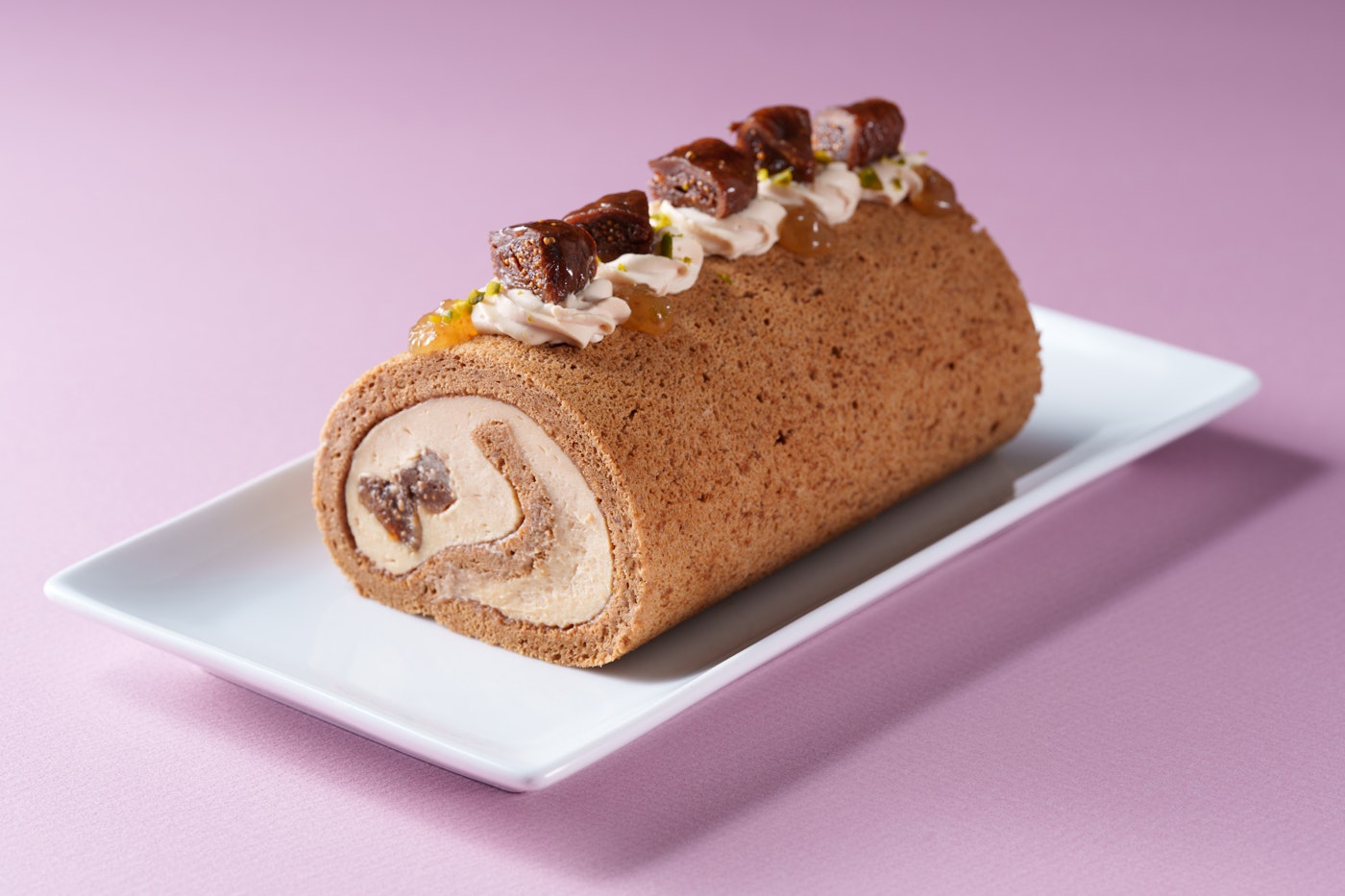ケーキセット:1,200円/テイクアウト:1,800円
