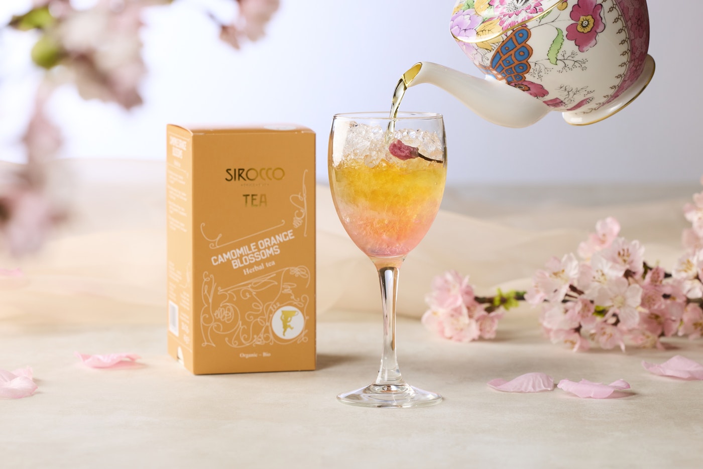 平日限定ウエルカムティー　「スプリングブロッサム」