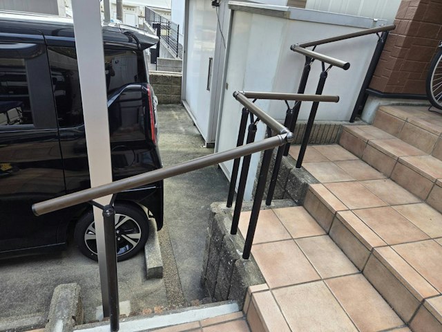 手すり工事の施工後
