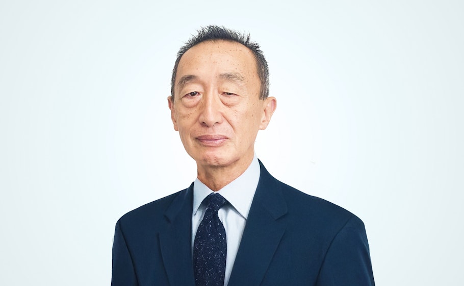 山梨 広一氏