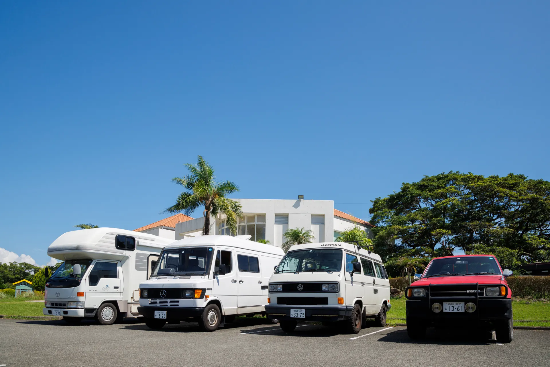 キャンピングカー用折りたたみ、アルミはしご未使用品 キャンピングカー Car Rental（キャンピングカーレンタル） | AOSHIMA PICNIC CLUB