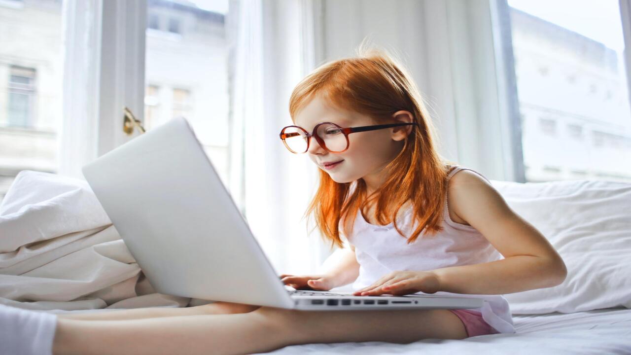 プログラミングやオンライン学習にぴったり！子ども向けパソコンの選び方！