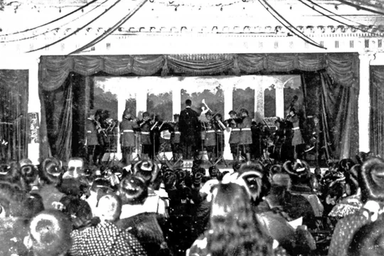 1911年に創設された、いとう呉服店少年音楽隊 現在の東京フィルハーモニー交響楽団 引用(2)