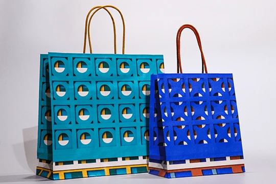 大丸（左）と松坂屋（右）, 一般用, 異なるパターンながら同じ印象をもつ百様図が大丸と松坂屋で統一されたイメージを打ち出す。