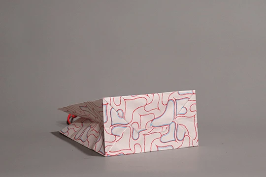 丸井今井, 一般用 底面まで全面にパターンが展開されている