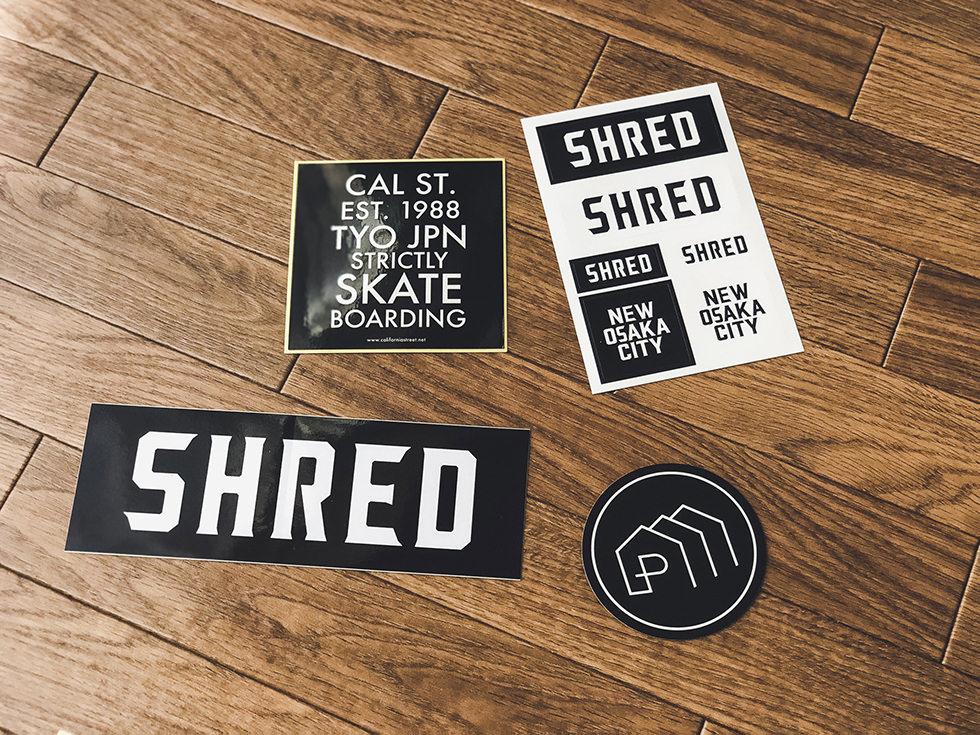 スケボーショップのステッカー