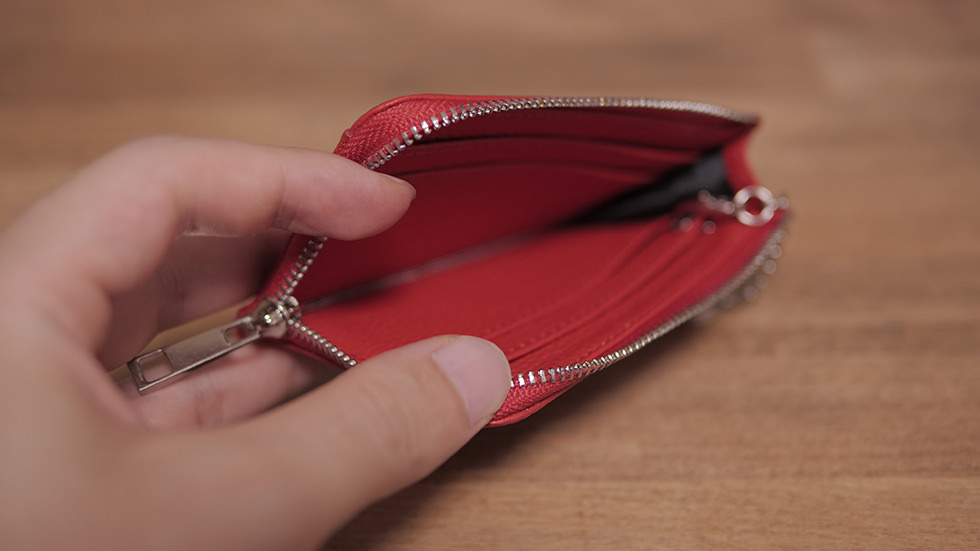 RESKYモデル 薄い財布 正面