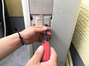 女性でも出来る!引っ越し時のエアコンの取り外し方