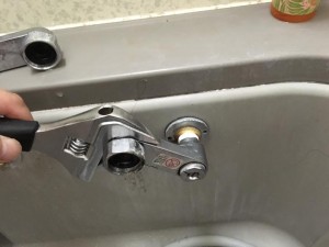 サーモスタット混合栓の交換方法