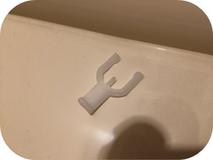 トイレのレバーが原因で起こるトラブルとその交換方法