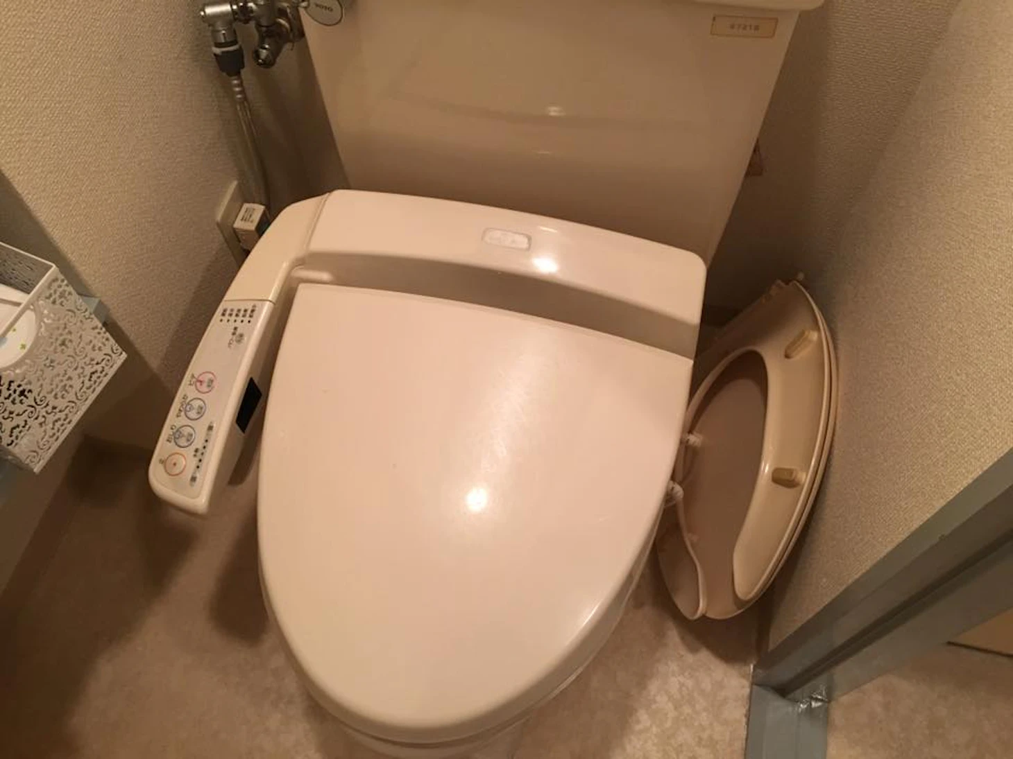 主婦でも出来る！手軽に便座を交換する方法