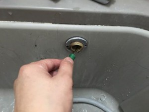 サーモスタット混合栓の交換方法