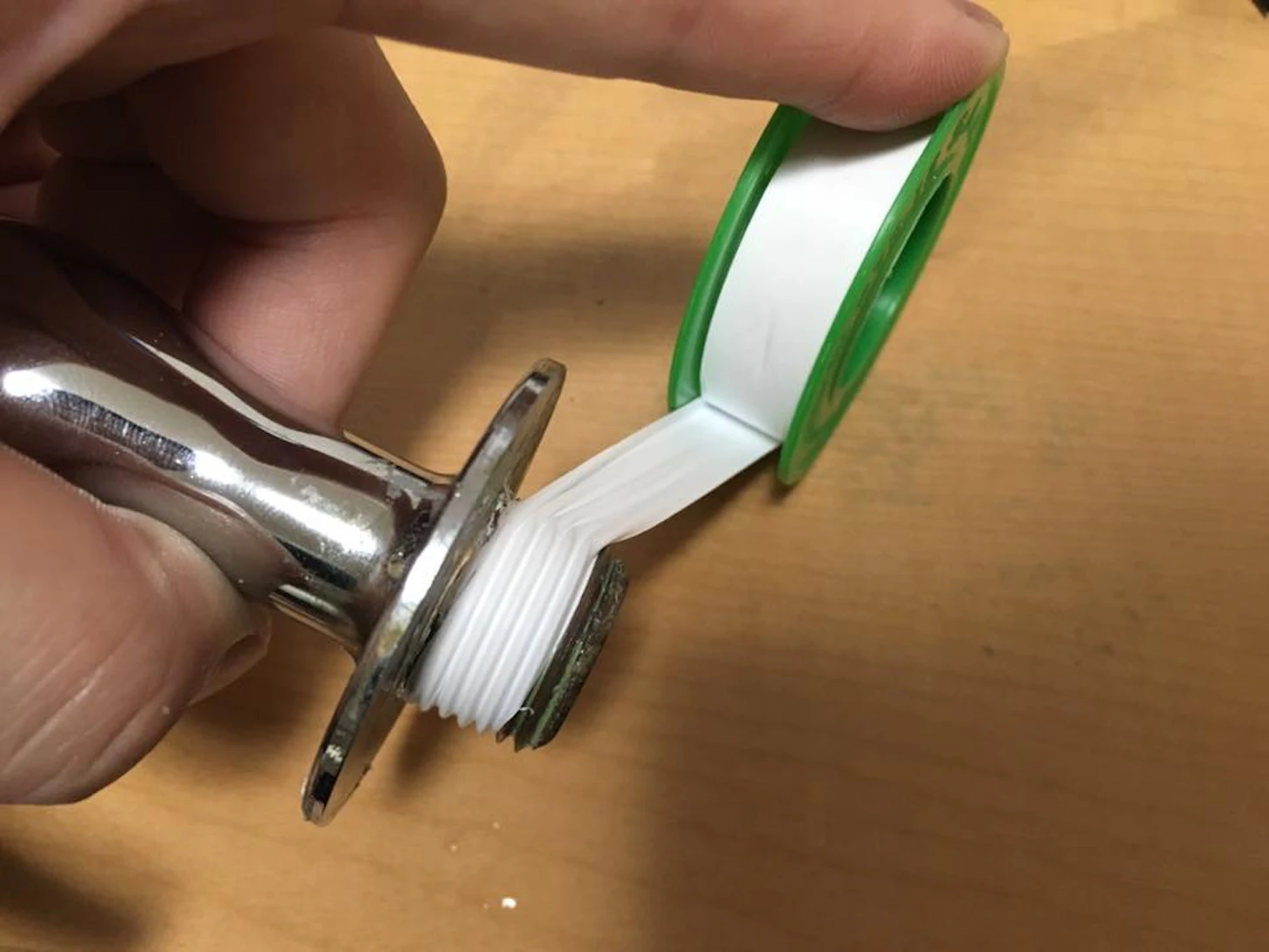 すぐ出来る！プロが教えるシールテープの巻き方