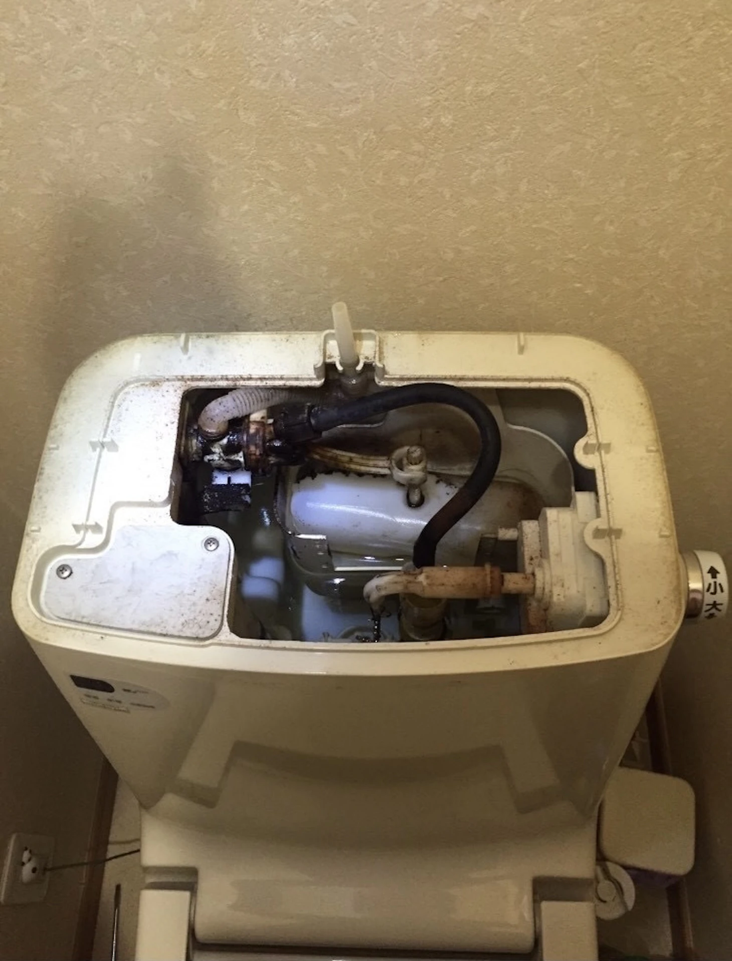 【完全暴露】ぼったくり業者の手口を大公開｜知らないと10万円損する水道・トイレ修理の闇