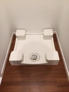 洗濯機の排水口から来る臭いの原因とその対処法